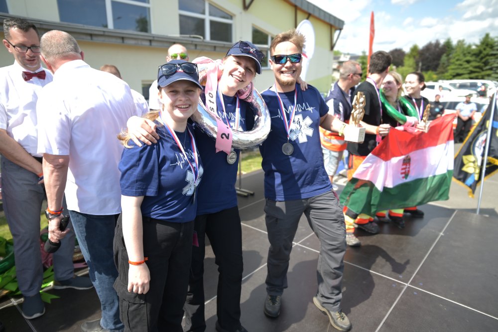 „Co se stalo, doteď nechápeme!“ Tým 1. LF UK skončil na Rallye Rejvíz na druhém místě